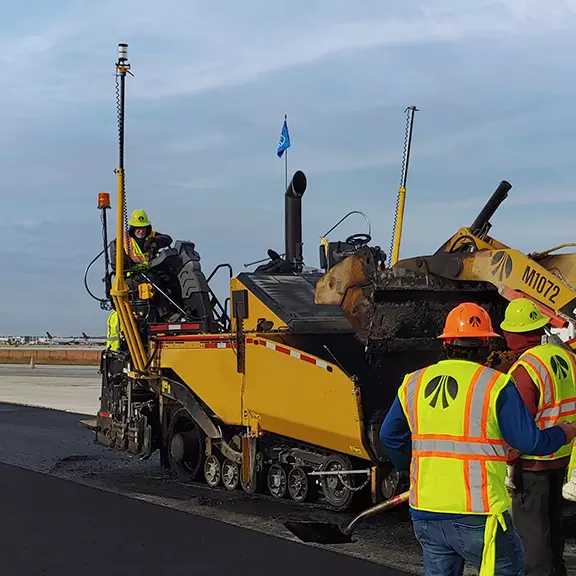 Civil - Image - Trimble Roadworks Paving Control Platform for Asphalt Pavers 3D